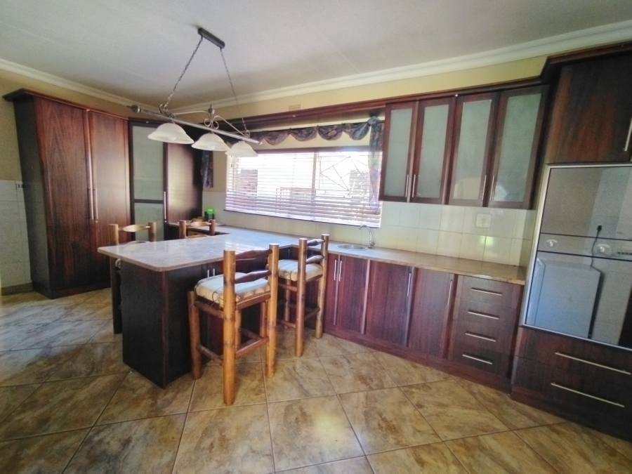 4 Bedroom Property for Sale in Christiana North West